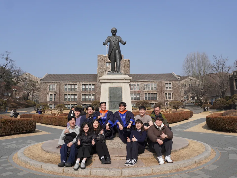 Lab members celebrating the graduation of Jaehyun Park and Jeonghyeon Noh · Photo 3